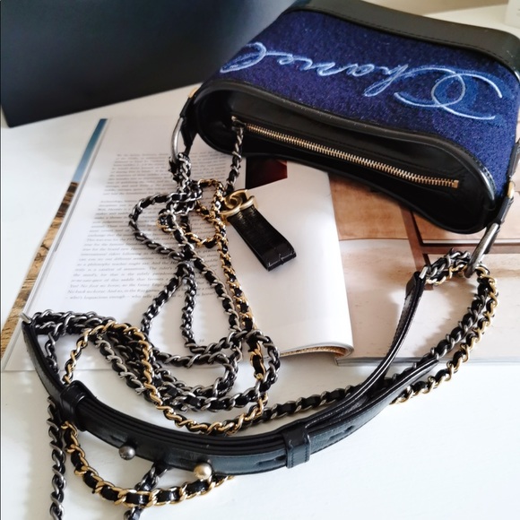 Chanel Tweed Calfskin Small Gabrielle - Picture 9 of 13